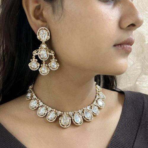 Kundan JewelryHigh Gold Polish Designer Party Wear Fancy Style Necklace Set